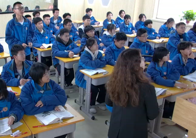 不同学段的特色设计出既契合学生认知又激起其爱好的教育内容 不同学段的特色设计出既契合学生认知又激起其爱好的教育内容